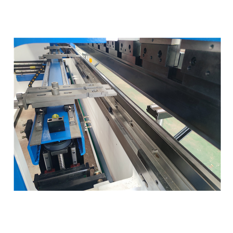 Hydraulic Press Brake Of 130t/3200mm 4+1 Axis Delem Da53t Cnc Press Brake హైడ్రాలిక్ ప్రెస్ బ్రేక్ 130t/3200mm 4+1 యాక్సిస్ డెలెమ్ Da53t Cnc ప్రెస్ బ్రేక్